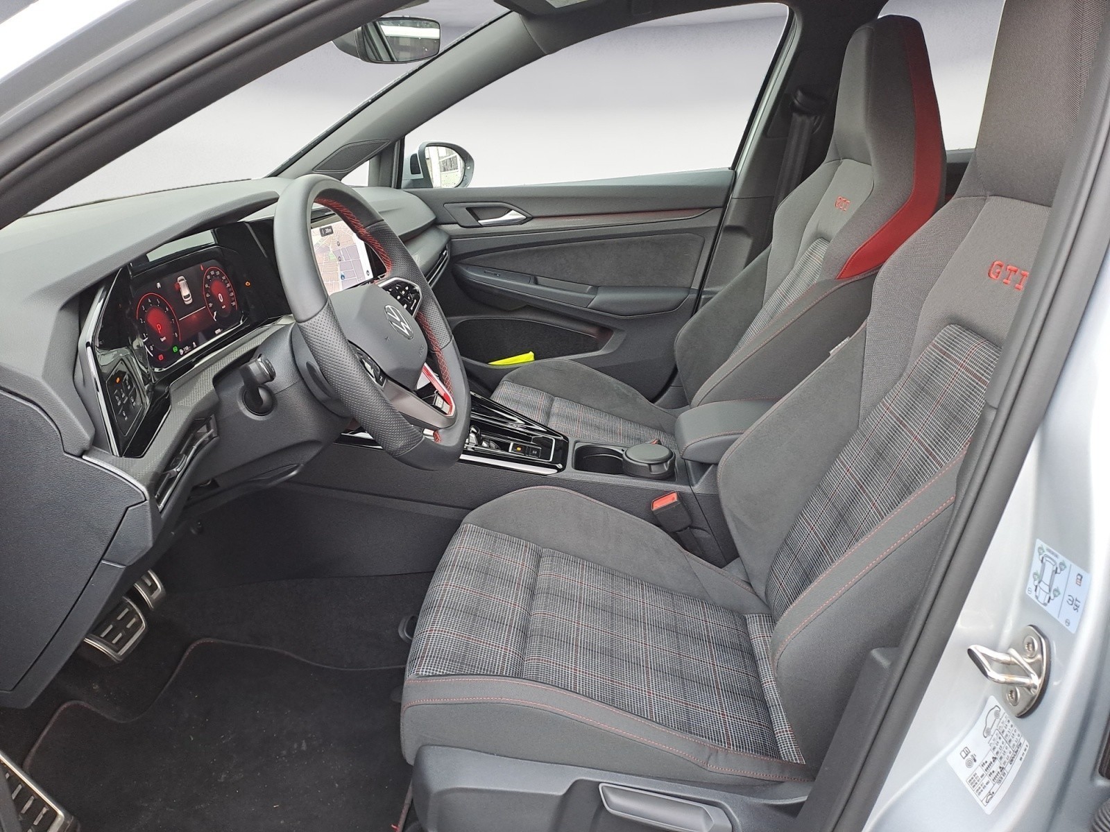Volkswagen - Golf GTI 2.0 TSI DSG