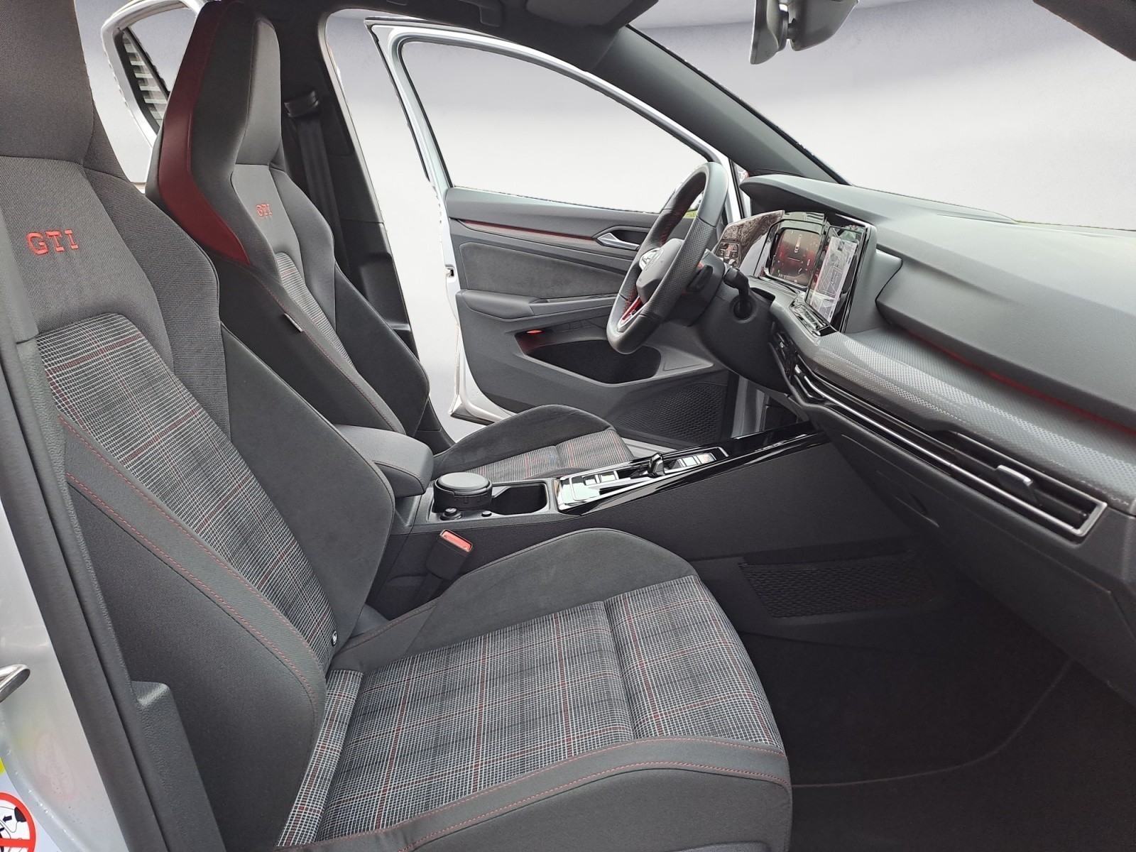 Volkswagen - Golf GTI 2.0 TSI DSG