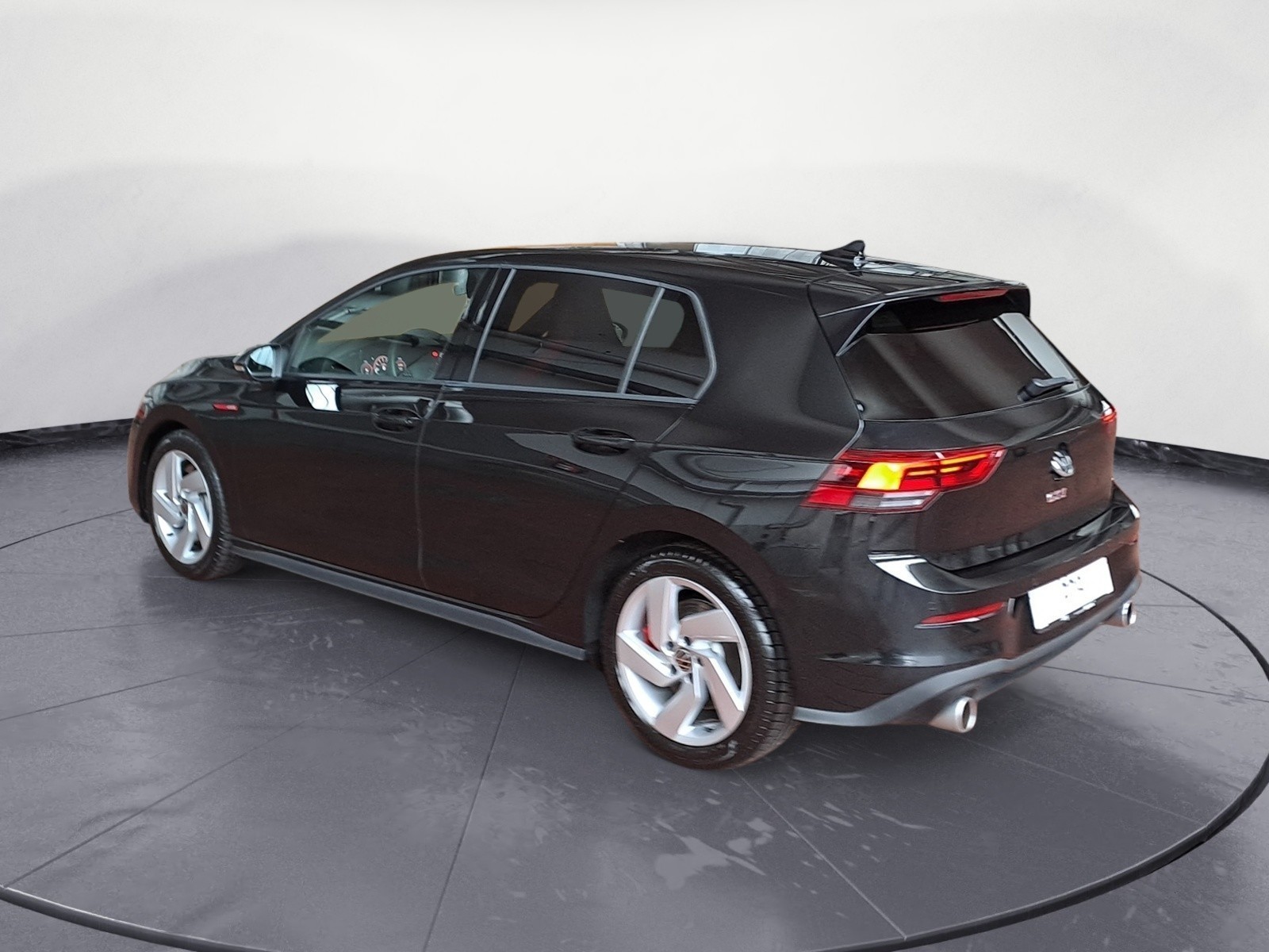 Volkswagen - Golf GTI 2.0 TSI DSG