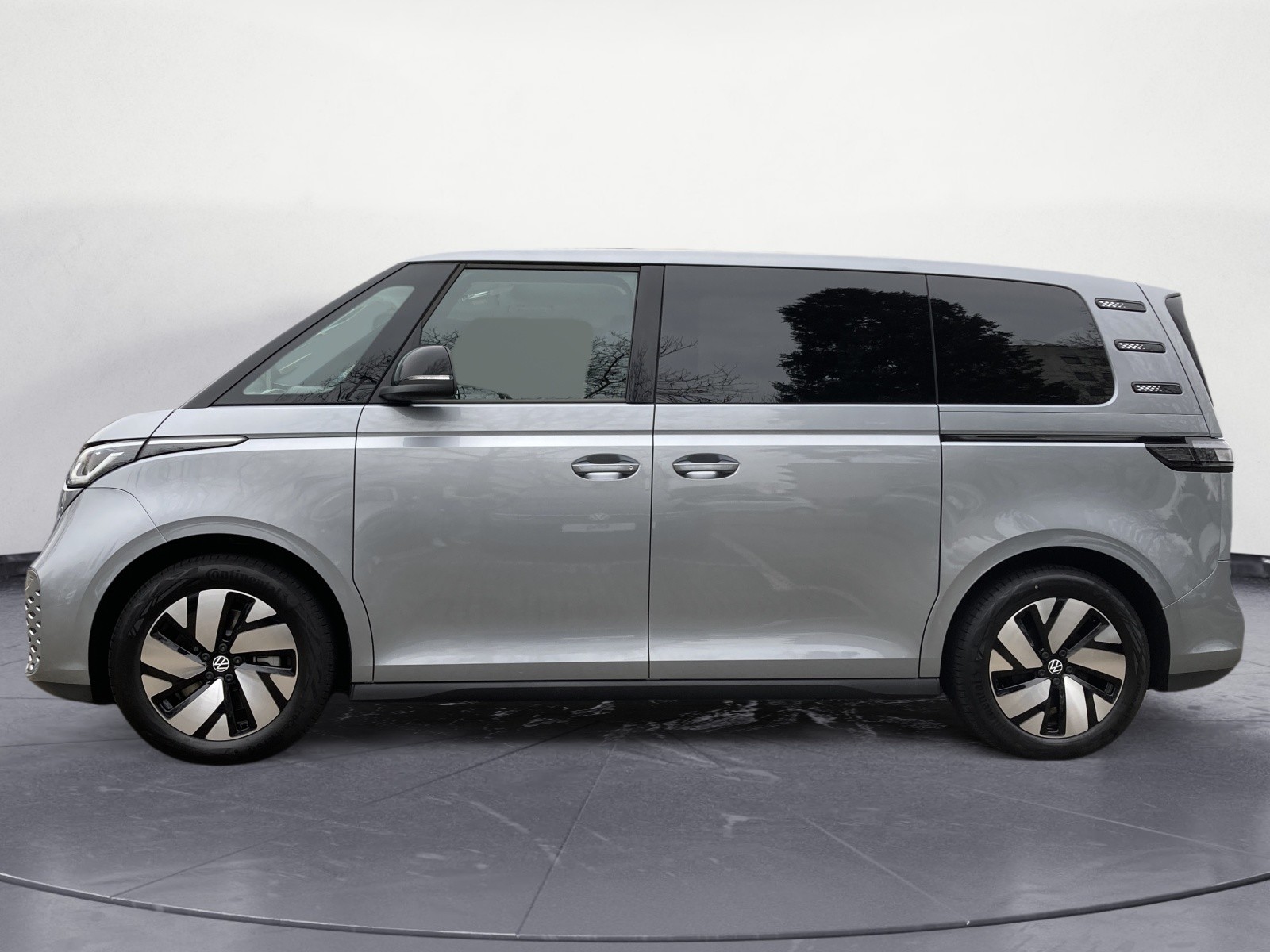 Volkswagen - ID. Buzz Pro kurzer Radstand   Heckantrieb 1-Gang-Automatik Radst. 2989 mm