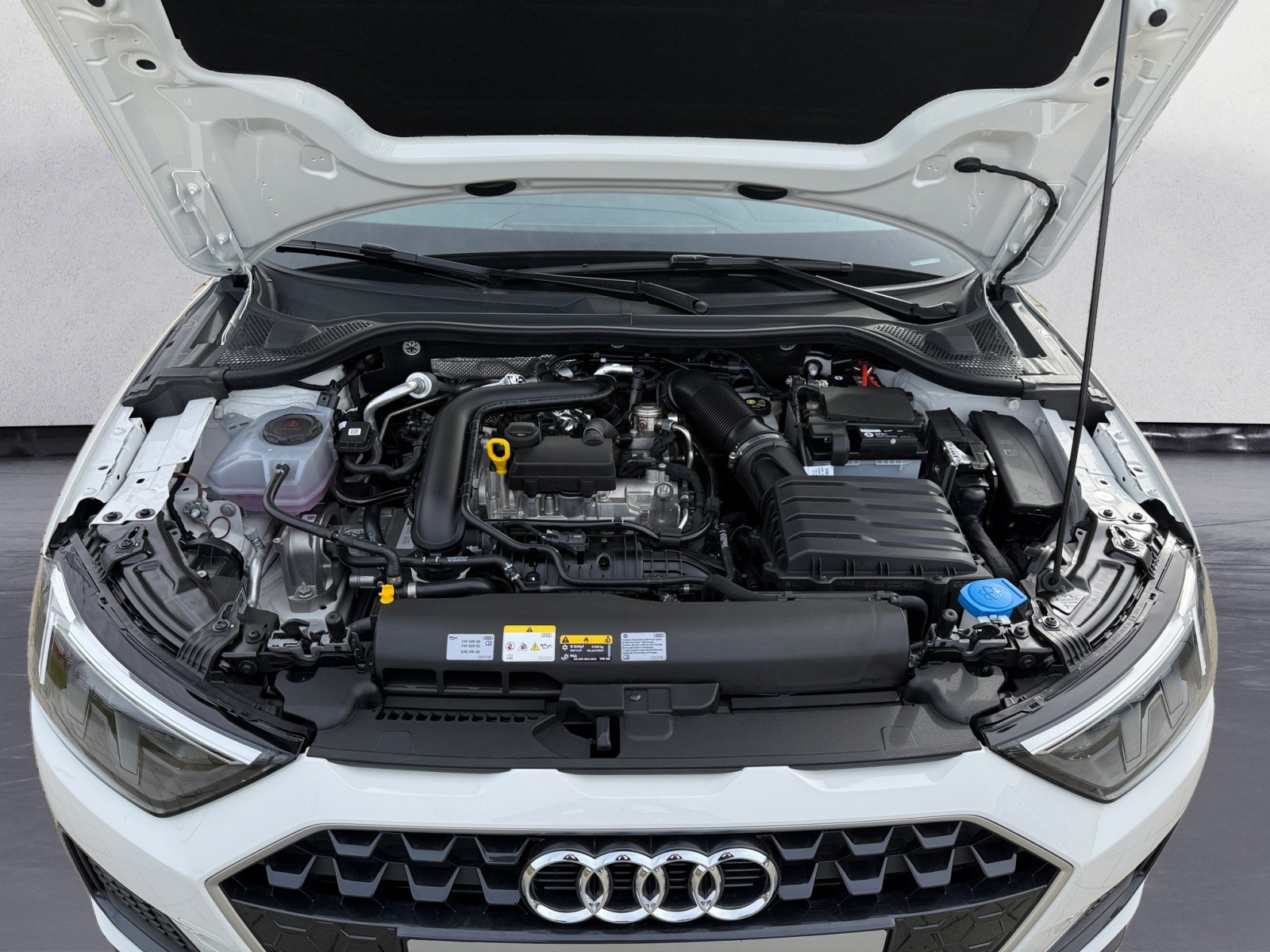 Audi - A1 Sportback advanced 25 TFSI 70(95 ) kW(PS) Schaltgetriebe