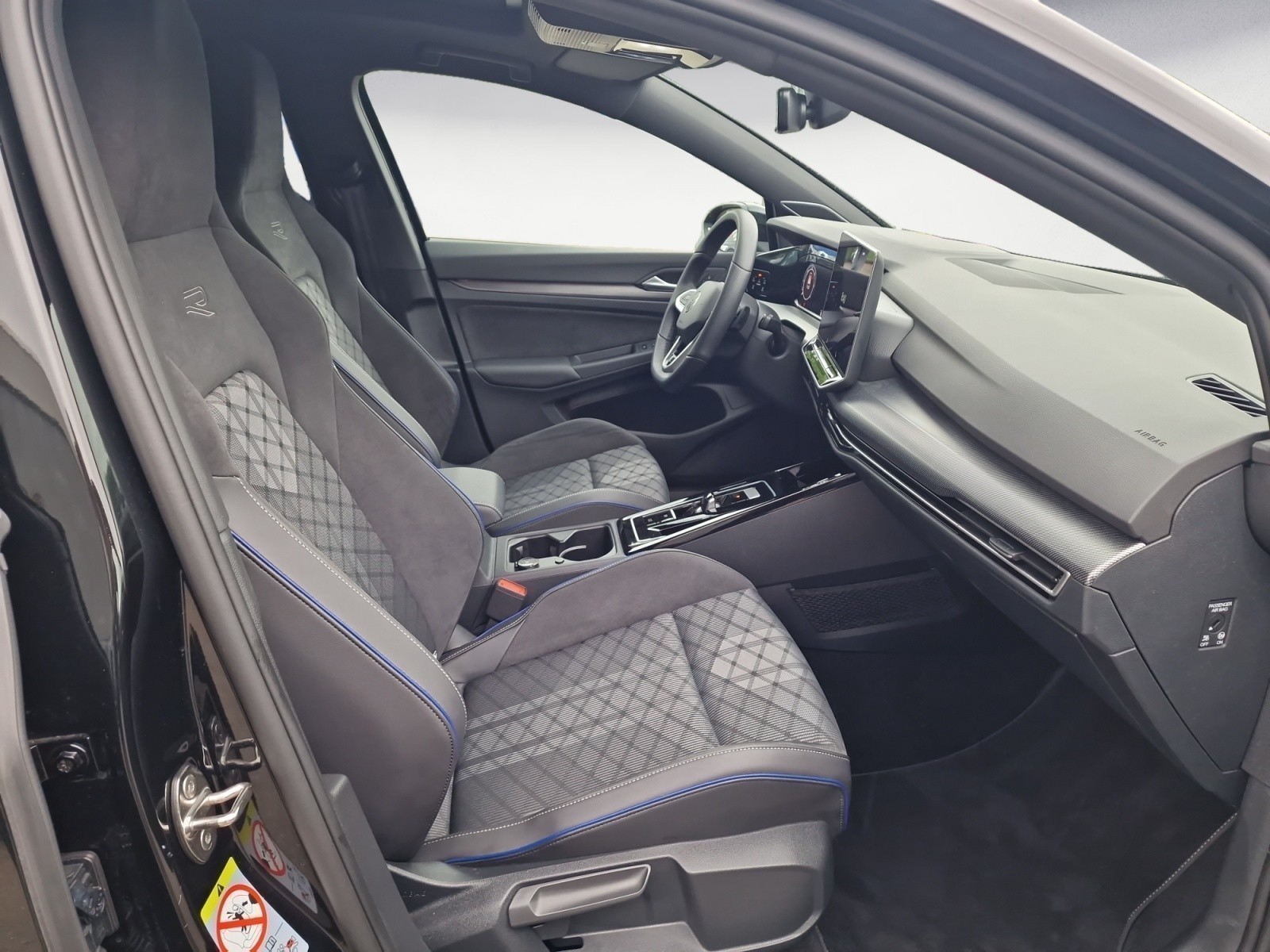 Volkswagen - Golf 2.0 TDI DSG R-Line