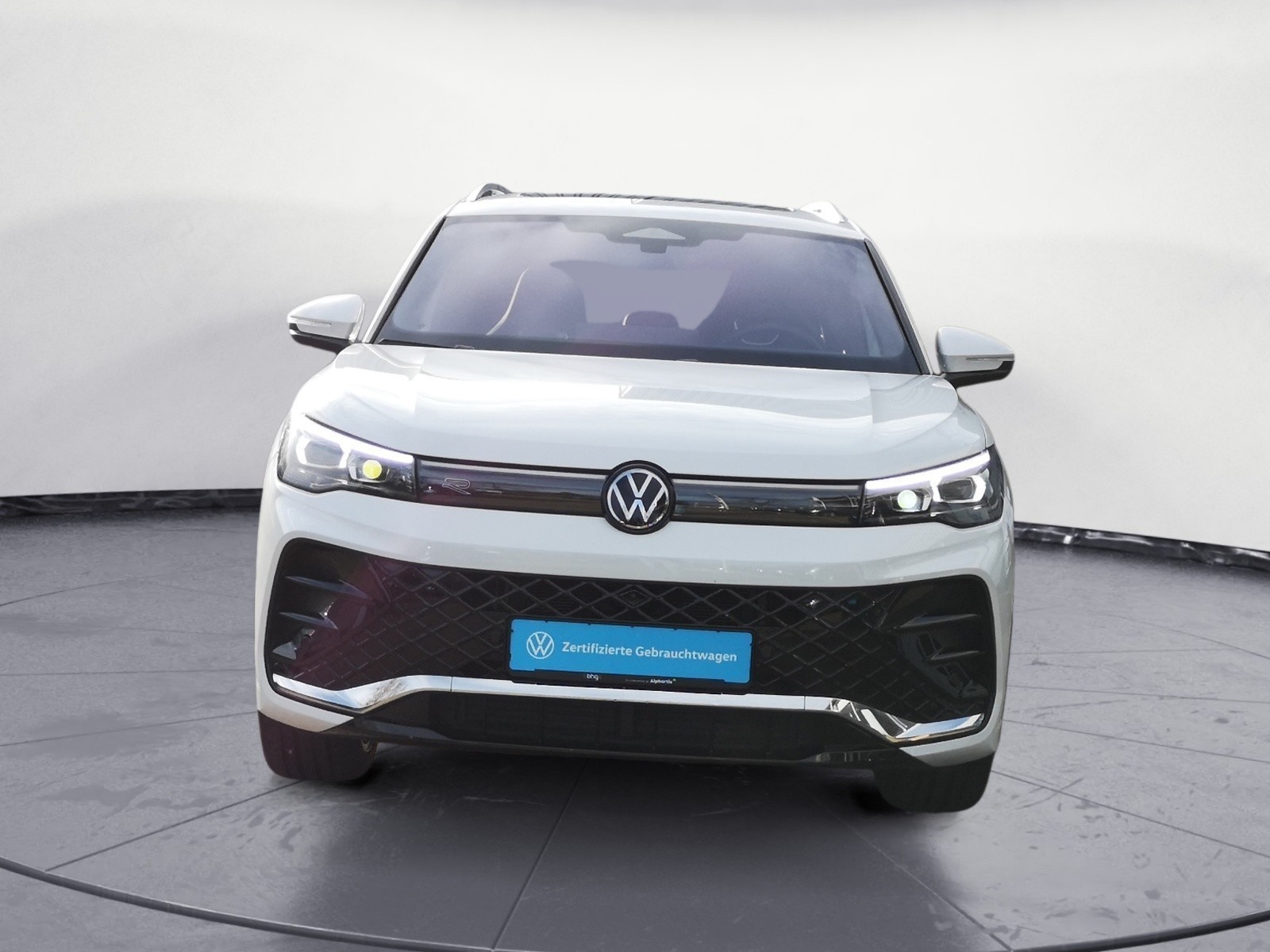 Volkswagen - Tiguan 1.5 eTSI DSG R-LINE