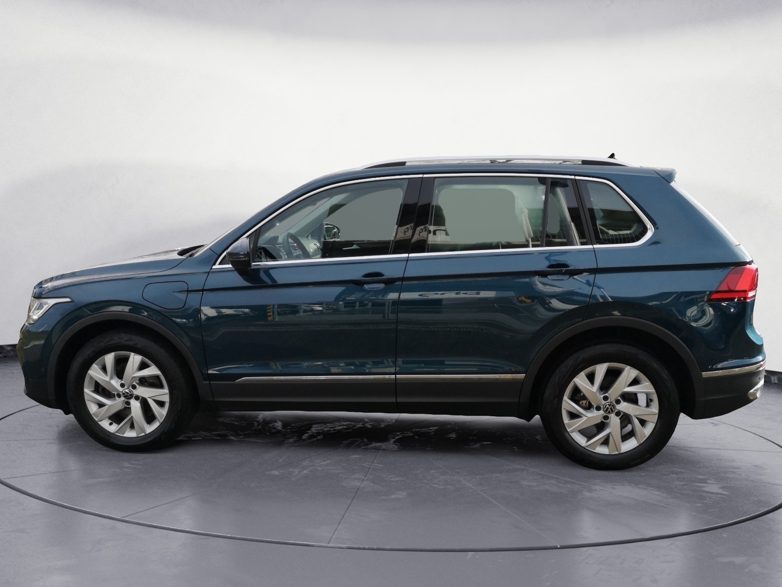 Volkswagen - Tiguan 1.4 TSI eHybrid DSG Elegance