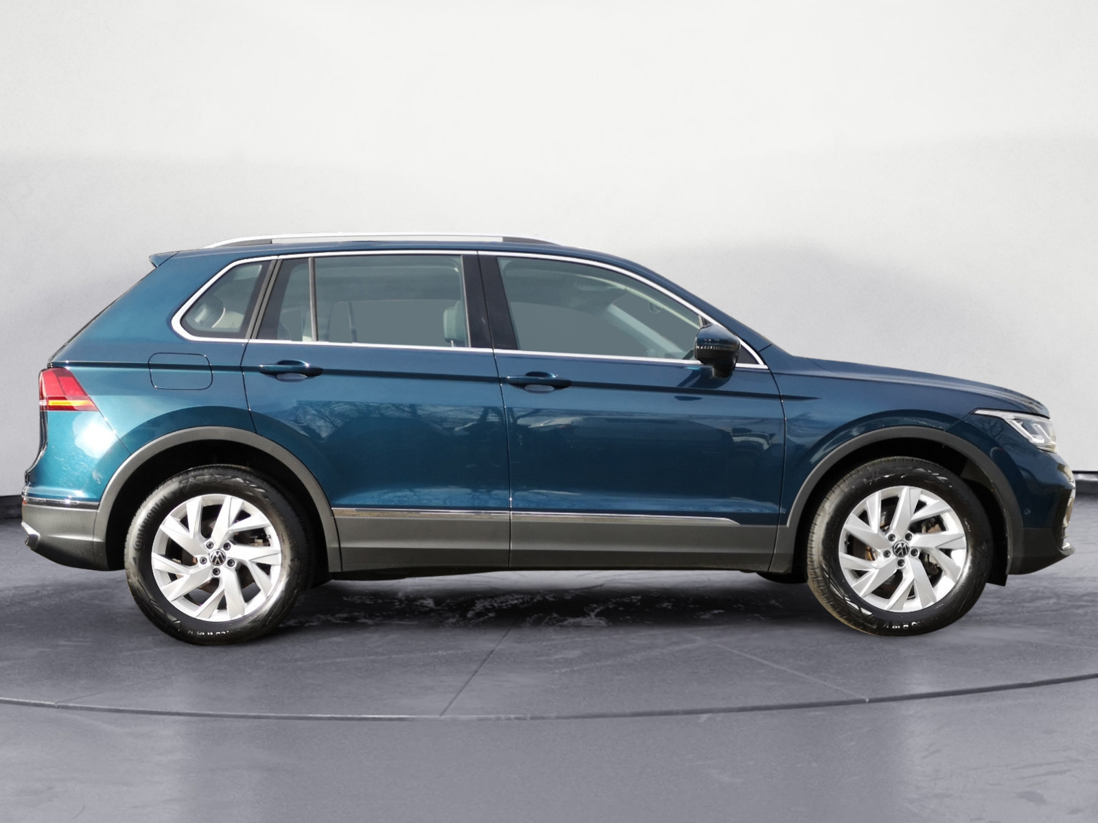 Volkswagen - Tiguan 1.4 TSI eHybrid DSG Elegance