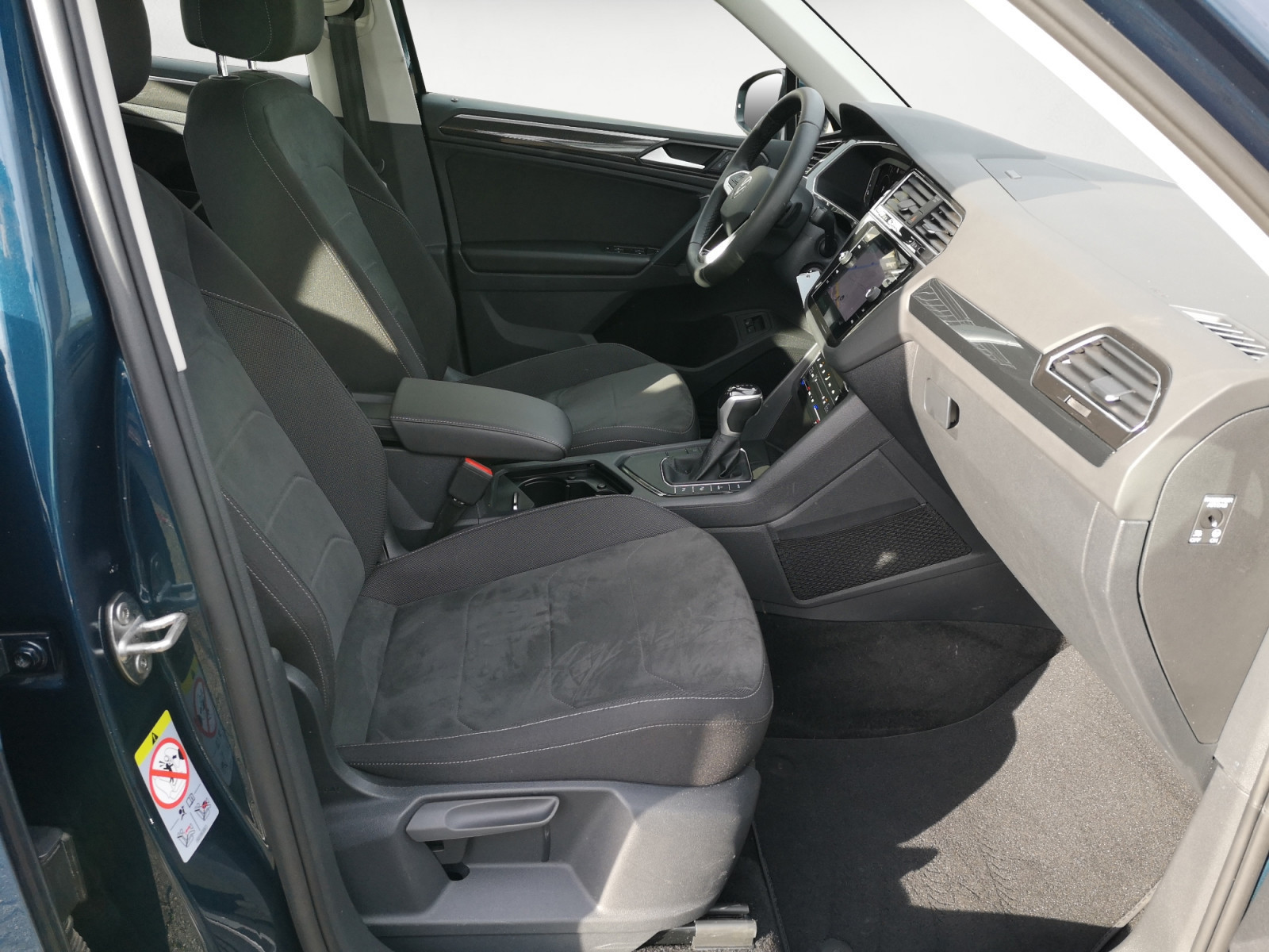 Volkswagen - Tiguan 1.4 TSI eHybrid DSG Elegance
