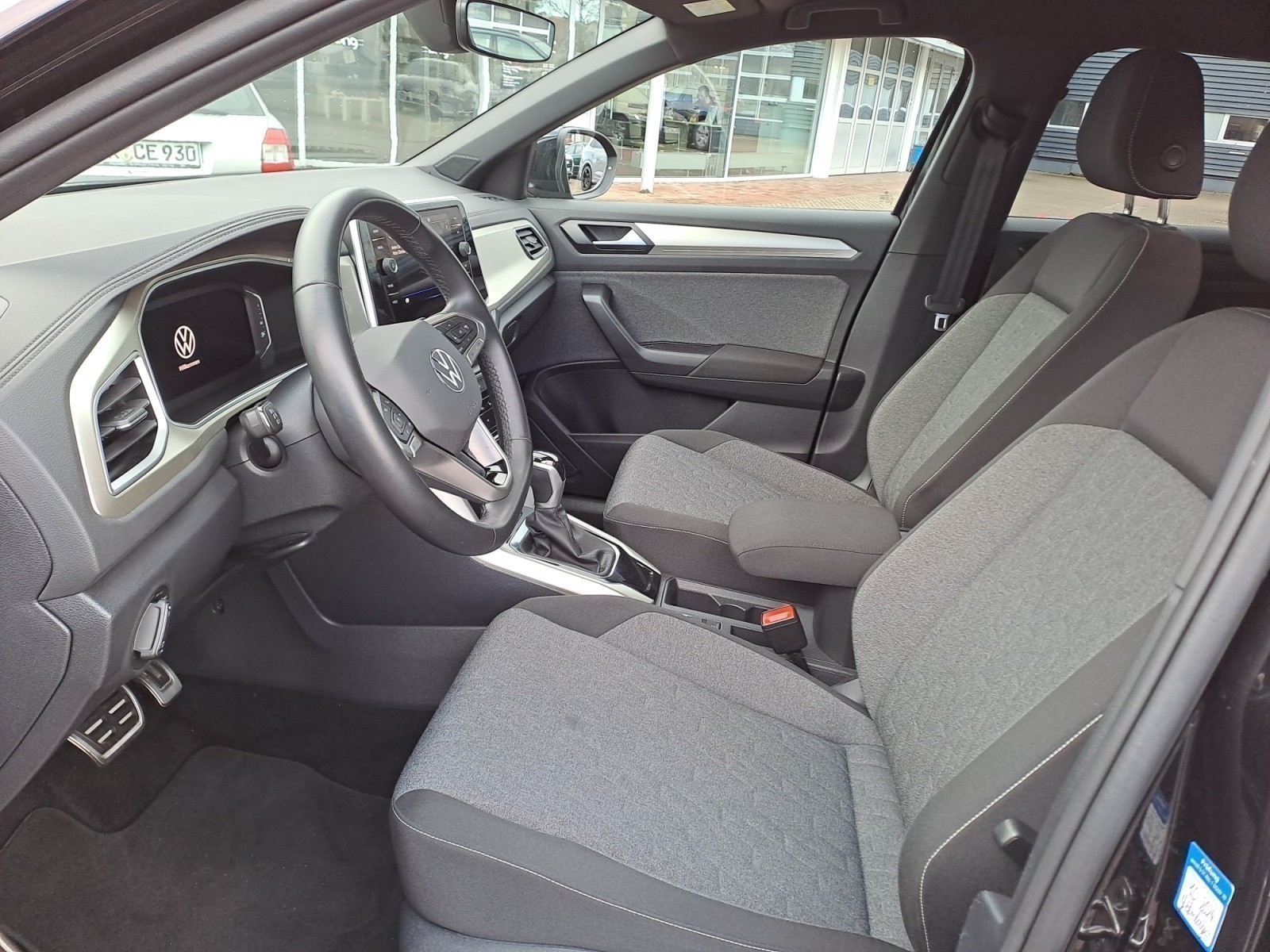 Volkswagen - T-Roc Life 1.5 l TSI OPF-DSG