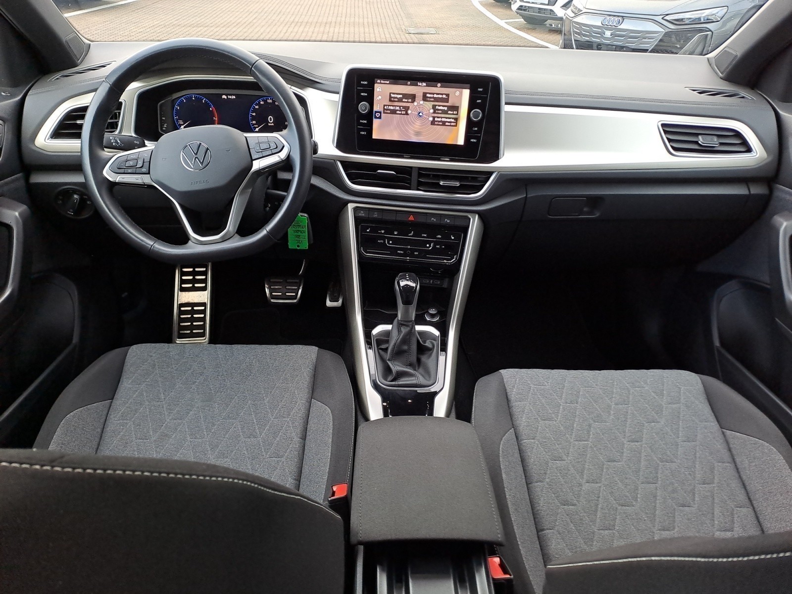 Volkswagen - T-Roc Life 1.5 l TSI OPF-DSG