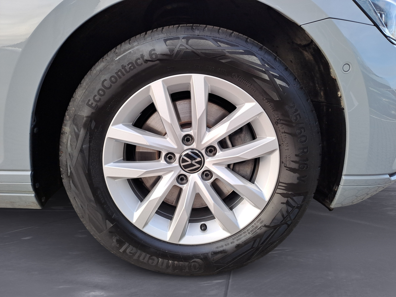 Volkswagen - PASSAT Variant Business 1,5TSI DSG