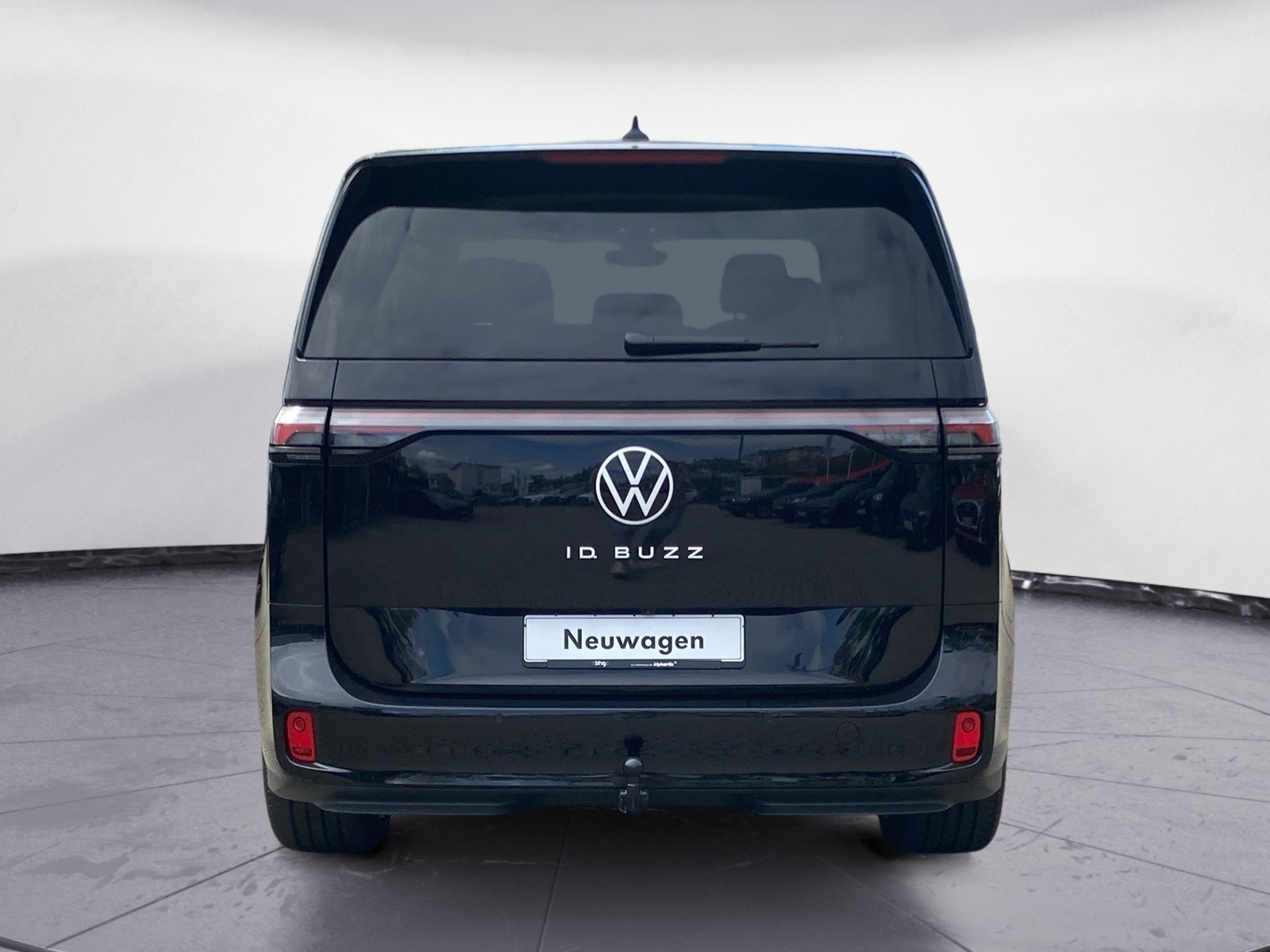 Volkswagen - ID. Buzz Pro Motor:   h Getriebe: 1-Gang-Automatikgetriebe Radstand: 2989 mm ,