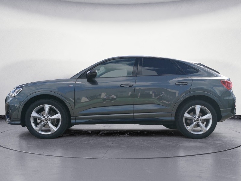 Audi - Q3 Sportback