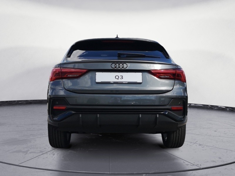 Audi - Q3 Sportback