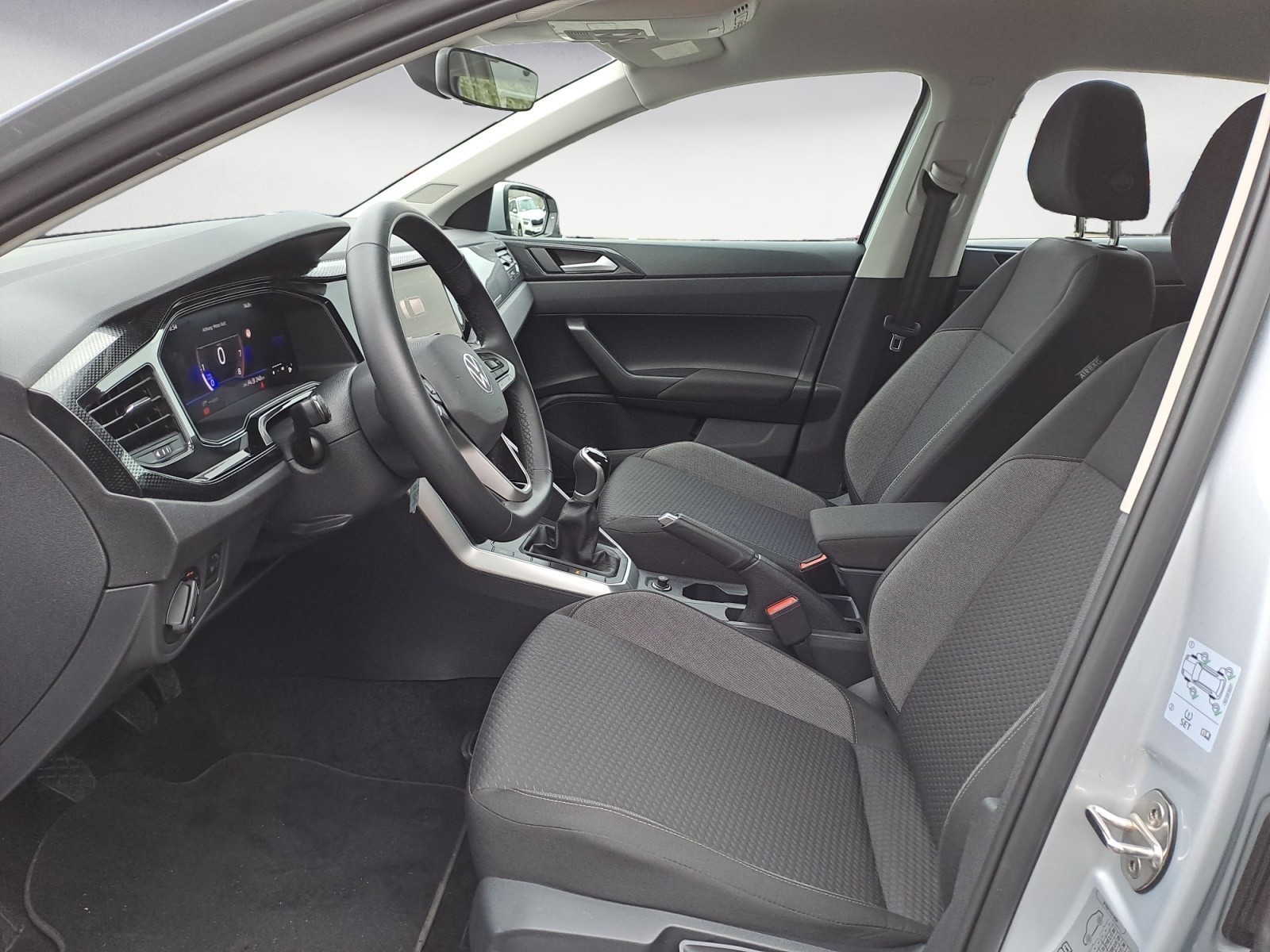 Volkswagen - Polo 1.0 *LIFE*
