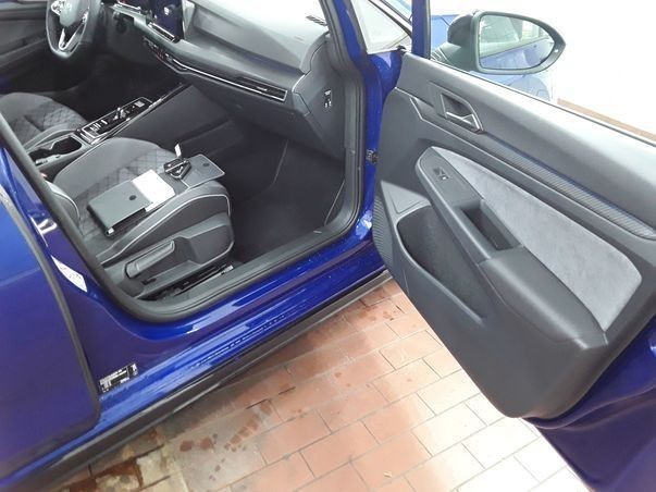 Volkswagen - Golf 2.0 TDI SCR DSG R-Line