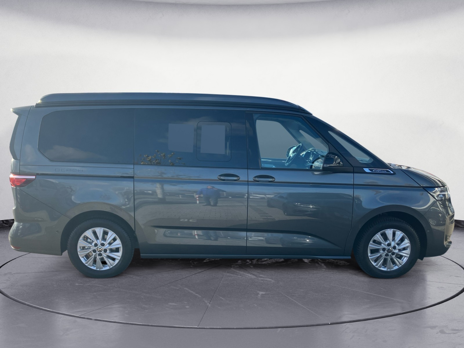 Volkswagen - California Der neue California Beach Tou r 2,0 l TDI SCR Frontantrieb 7-Ga ng-DSG