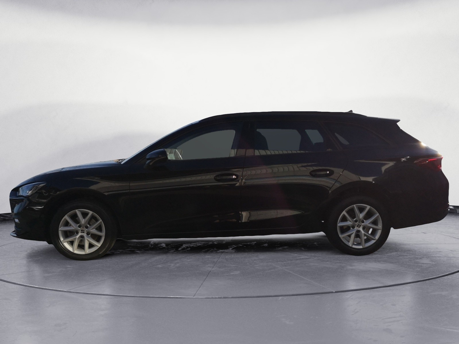 Seat - Leon Sportstourer 1.5 eTSI ACT DSG Style