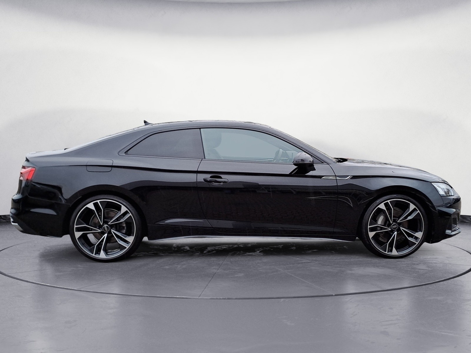 Audi - A5 Coupe advanced 40 TFSI