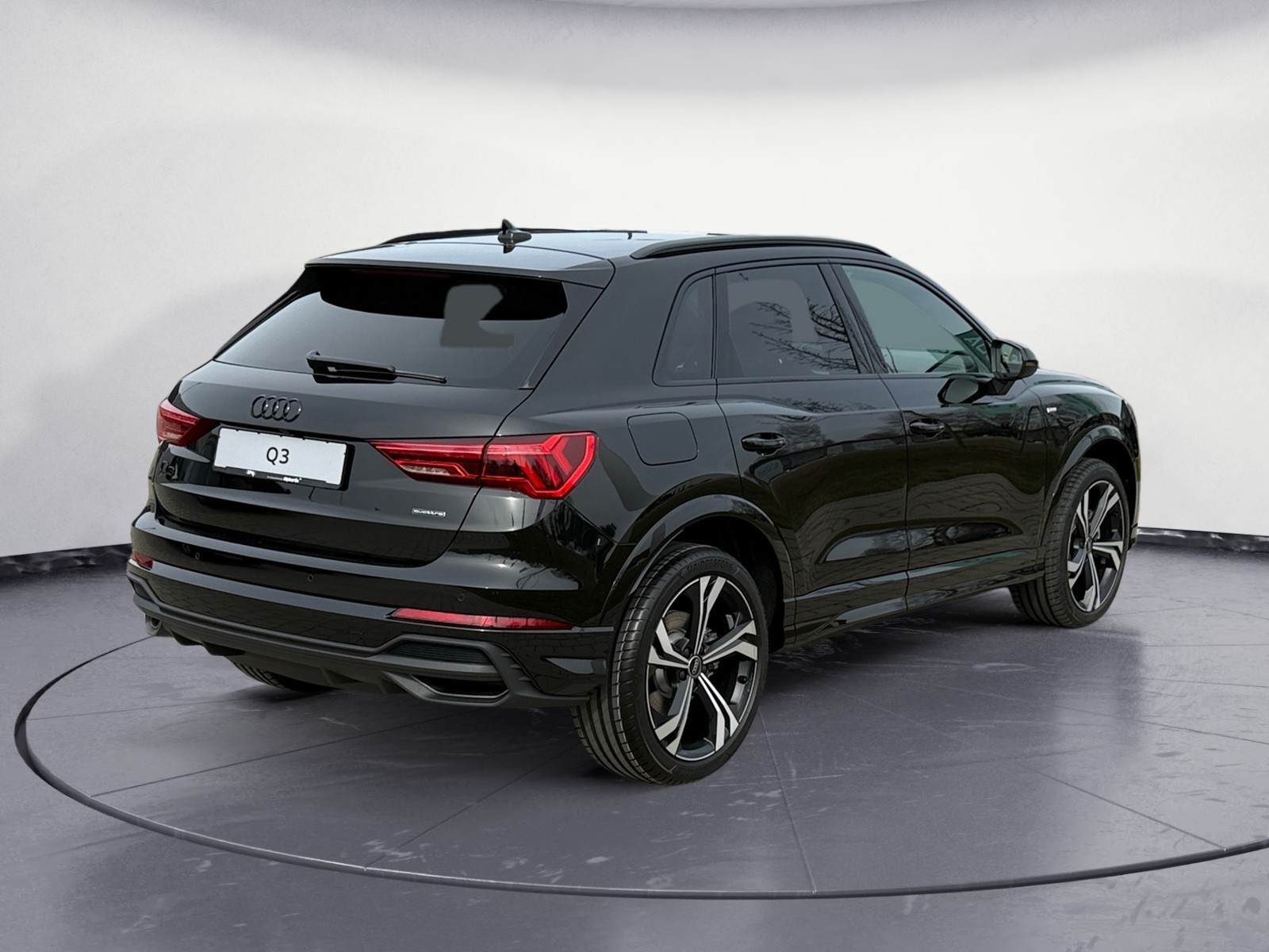 Audi - Q3 S line 45 TFSI quattro 180(245) kW(PS) S tronic