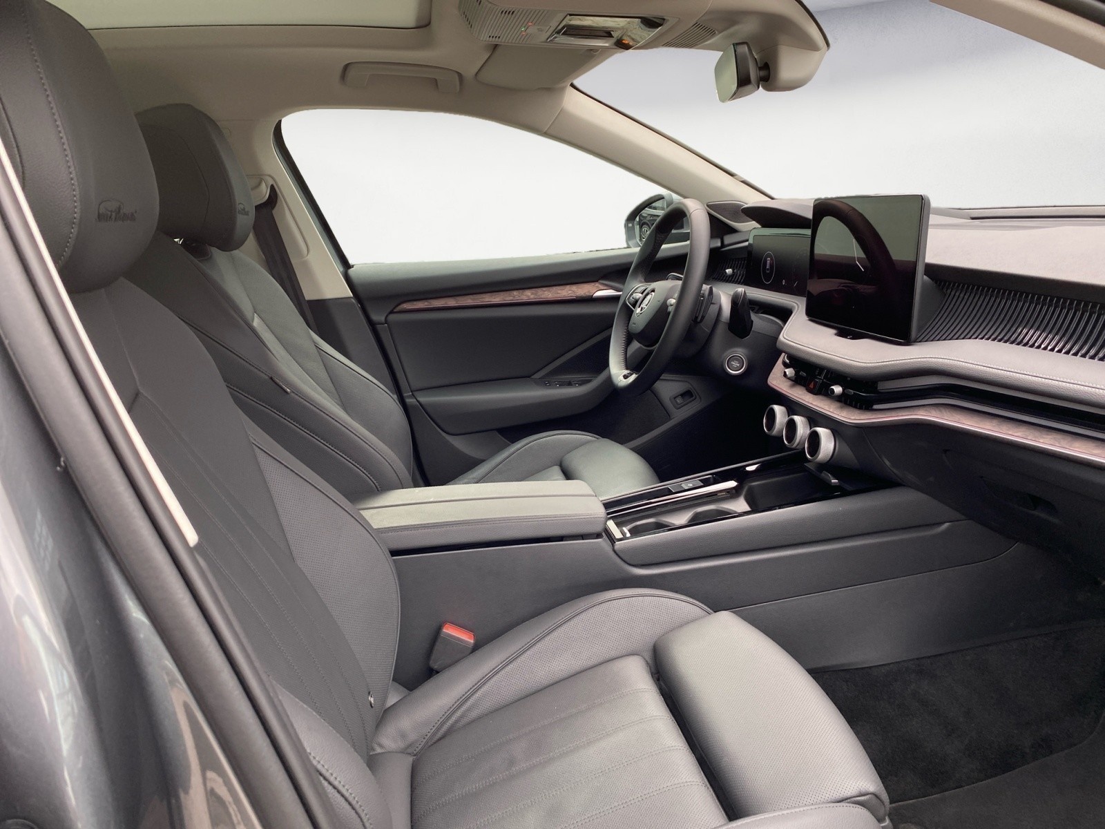 Skoda - Superb Combi 1.5 TSI DSG L&K