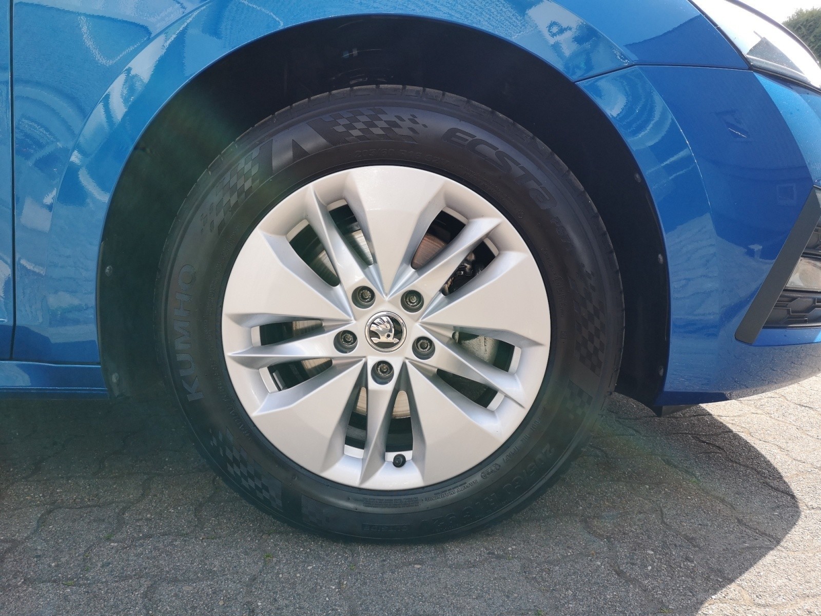 Skoda - Octavia Combi 2.0 TDI DSG Ambition