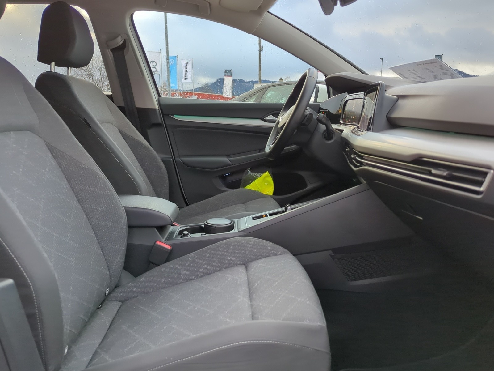 Volkswagen - Golf Life 1,5 eTSI OPF DSG