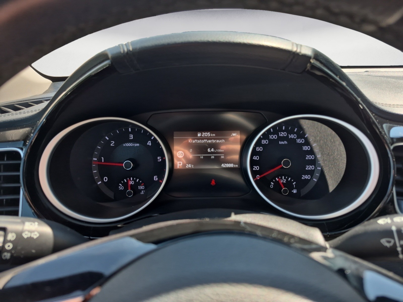 Kia - Ceed SW 1.6 CRDi DCT Vision