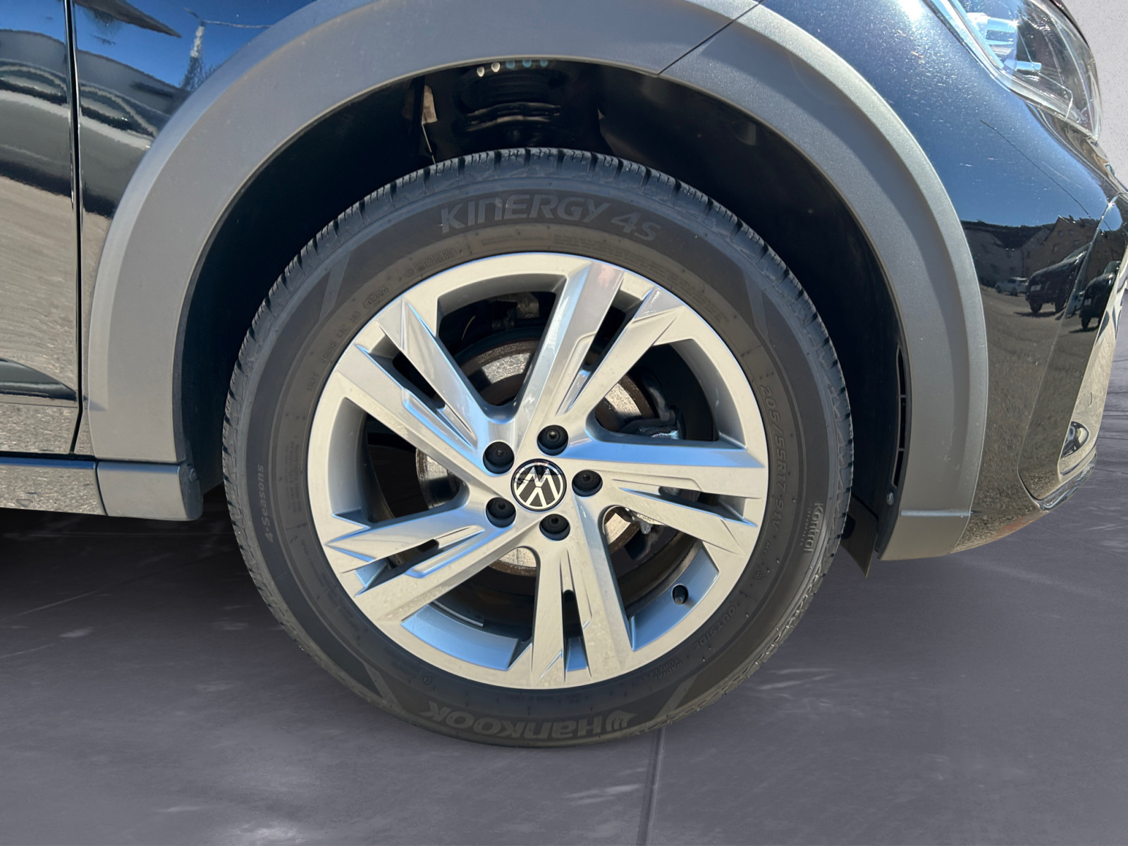 Volkswagen - Taigo 1.5 TSI OPF DSG R-Line