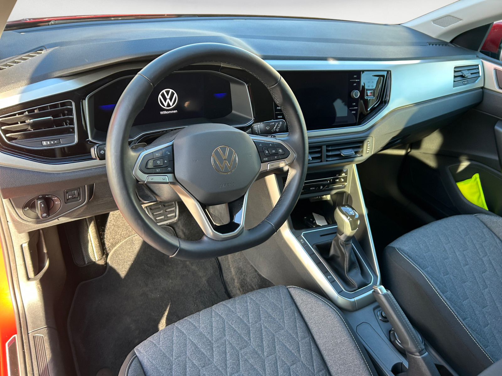 Volkswagen - Polo 1.0 TSI OPF DSG Move