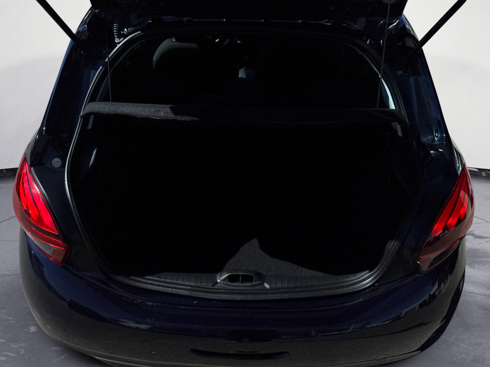 Peugeot - 208 PureTech 82 Start & Stop Active