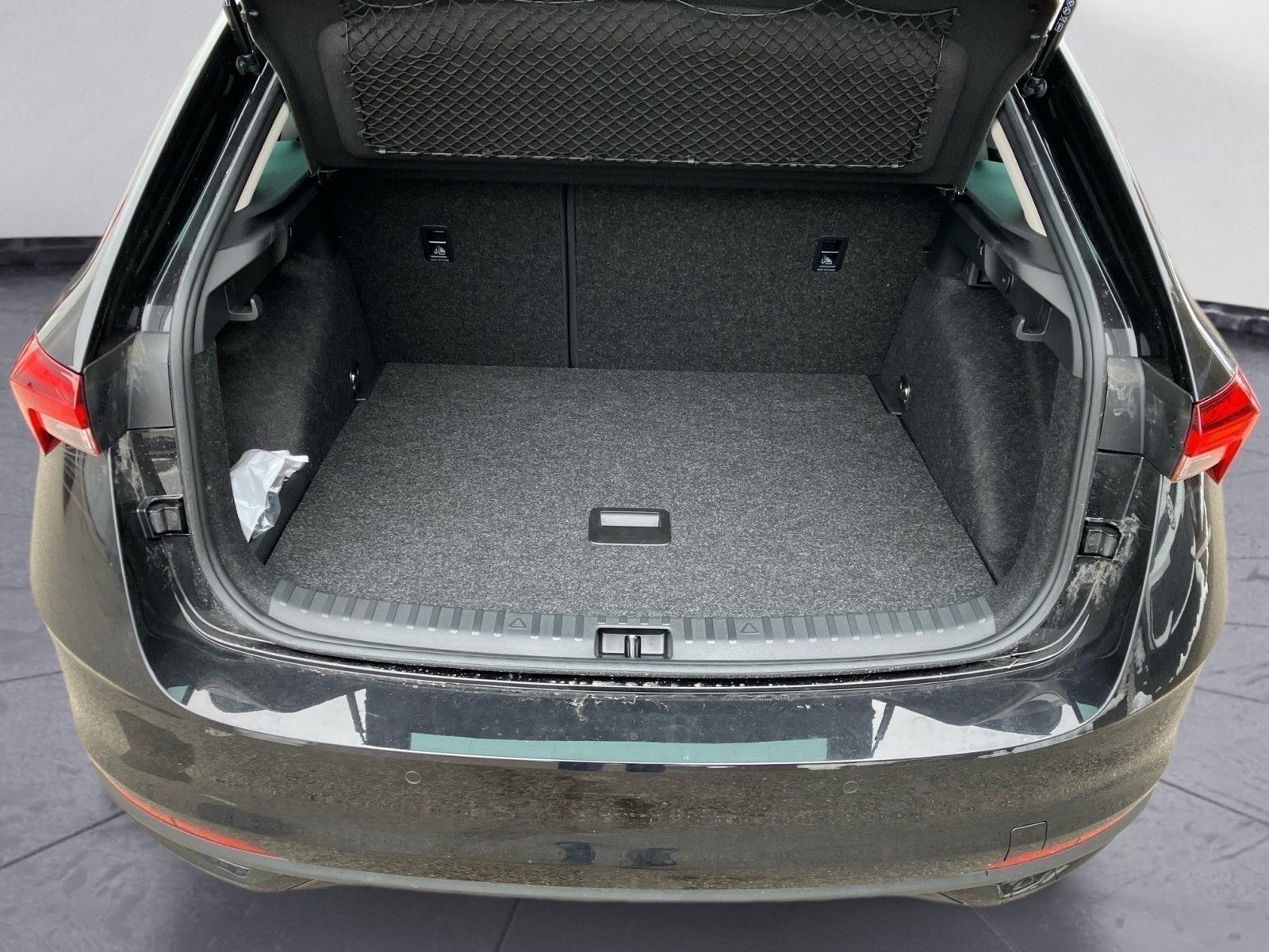 Skoda - Scala Tour 1,0 TSI 7-Gang-DSG
