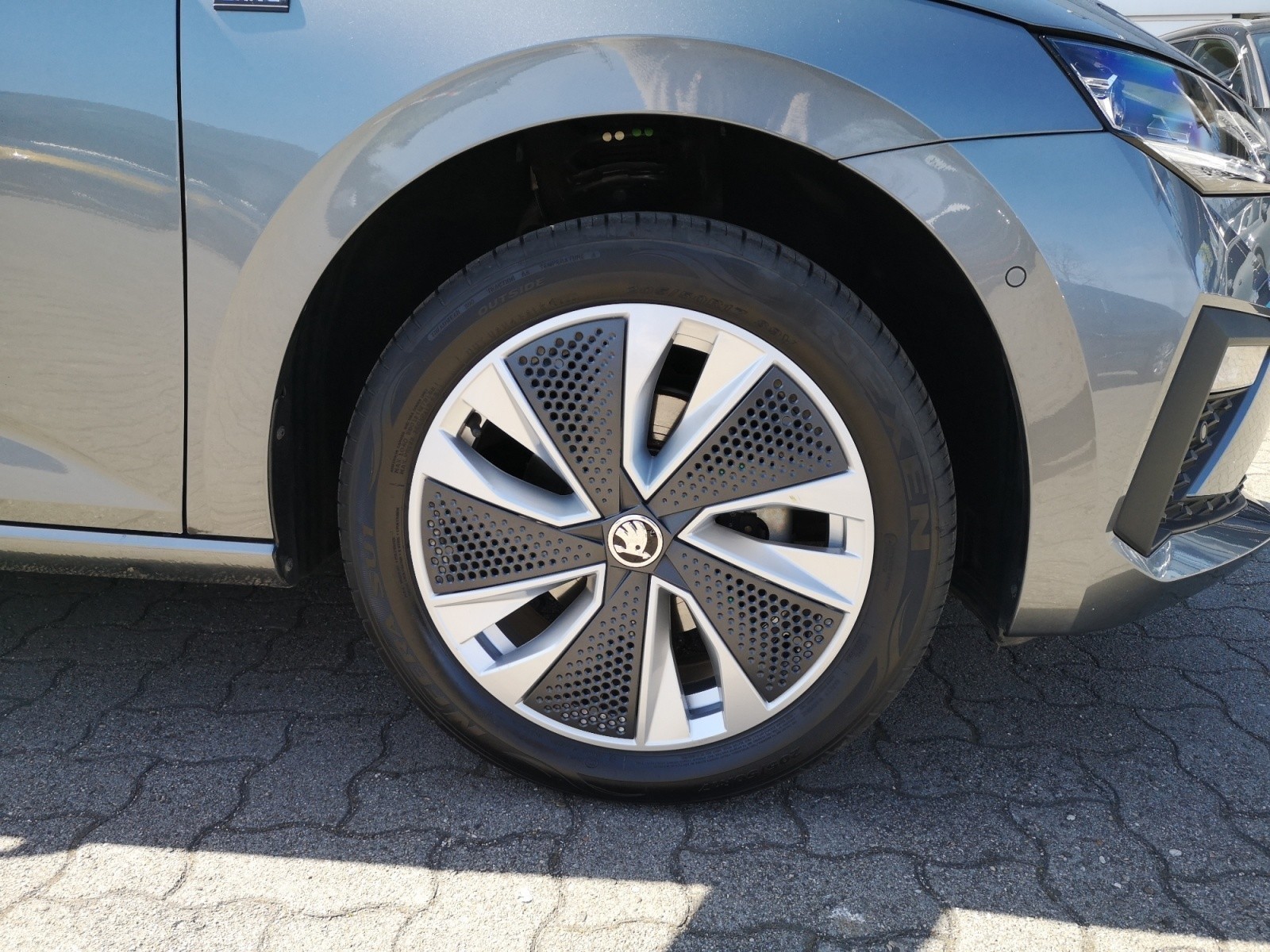 Skoda - Scala 1.5 TSI DSG *SELECTION*