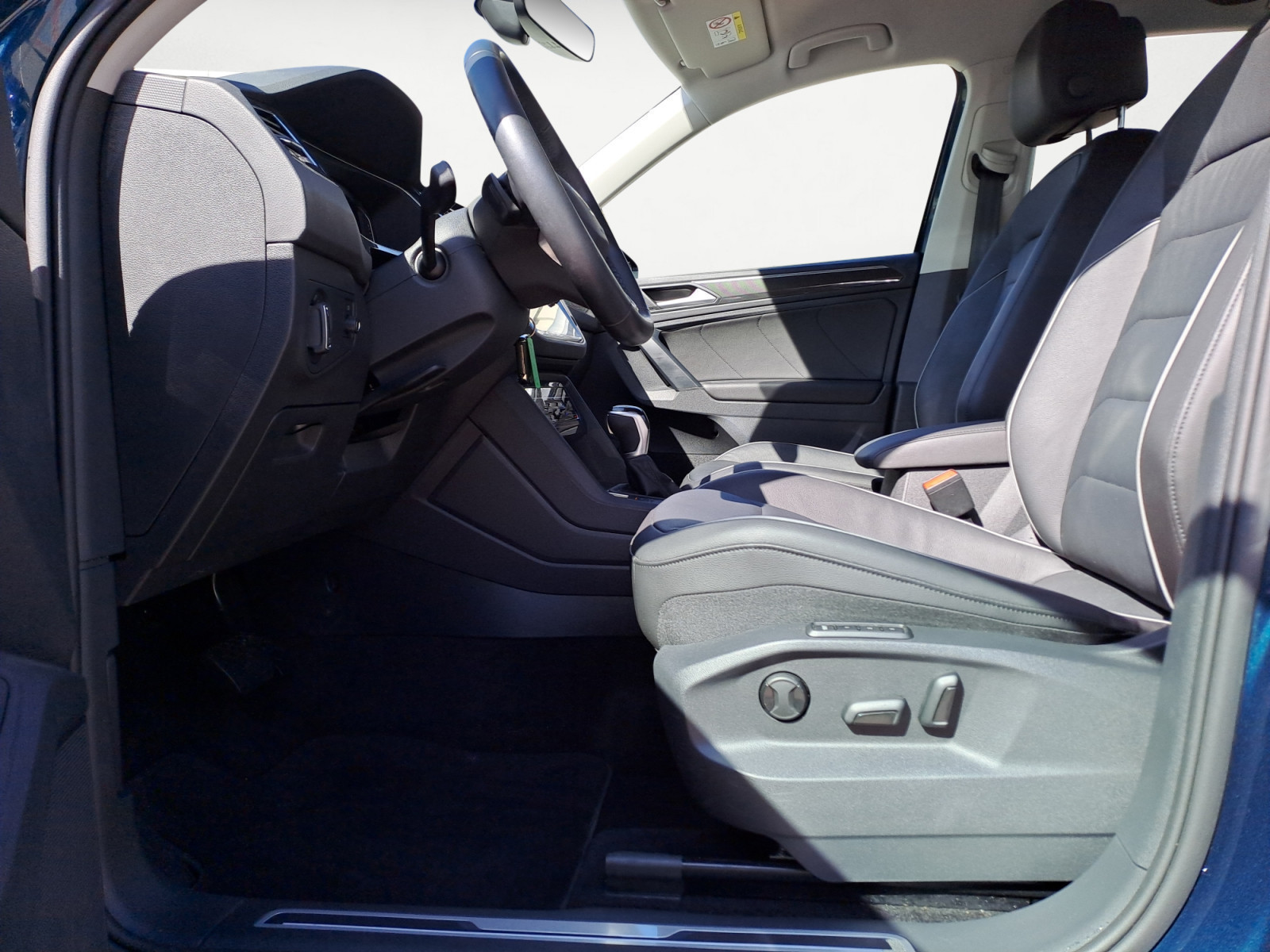Volkswagen - Tiguan Elegance 1.4 l eHybrid OPF DSG