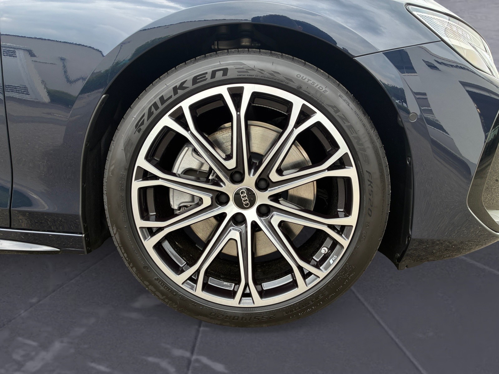 Audi - A6 Avant