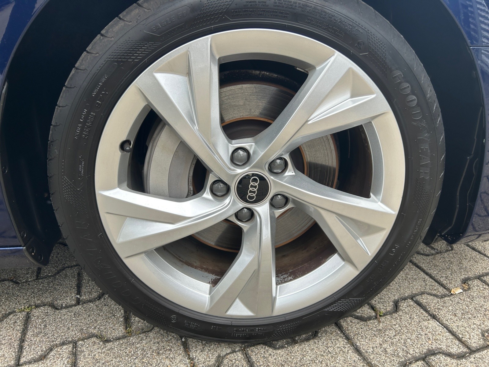 Audi - A4 Avant 45 TFSI quattro S tronic S line