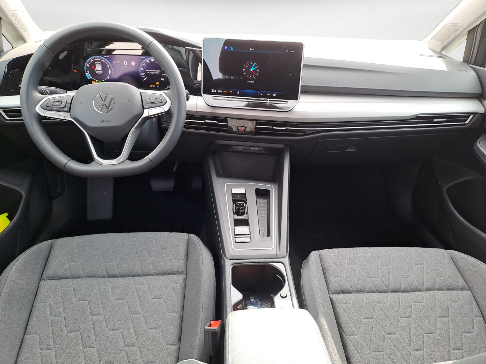 Volkswagen - Golf Life 1,5 l eTSI OPF   7-Gang-Doppelkupplungsgetriebe DSG