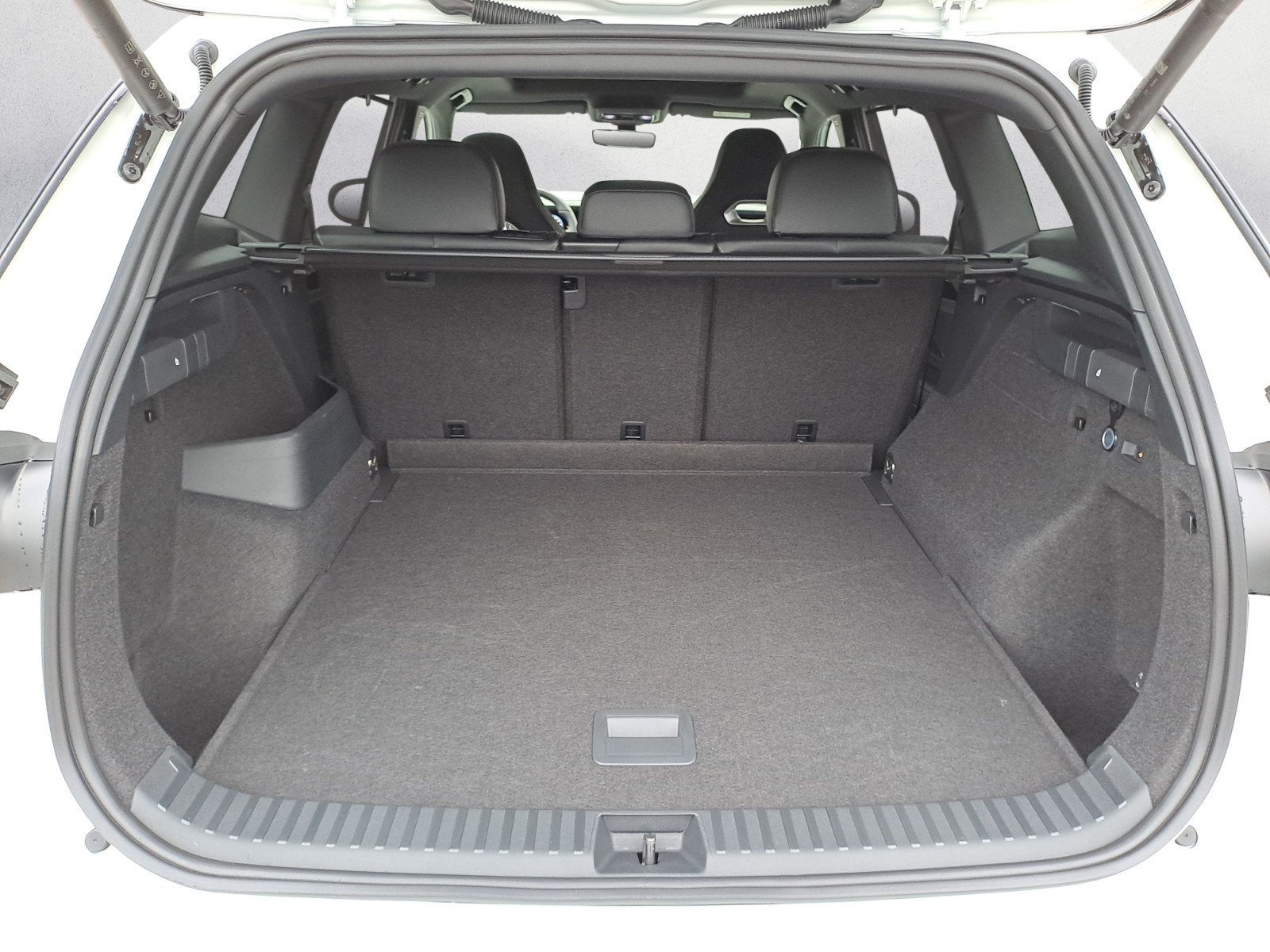 Volkswagen - Tayron R-Line 2,0 l TDI SCR 4MOTION  7-Gang-Doppelkupplungsgetrie be DSG