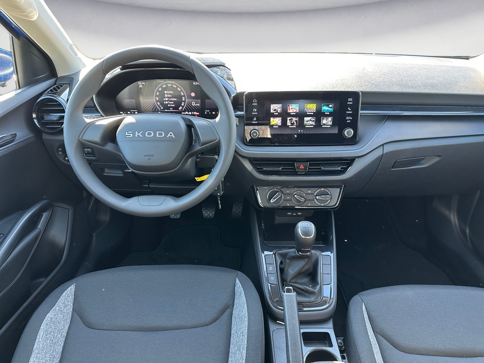 Skoda - Fabia Essence 1,0 MPI 5-Gang-Schaltgetriebe