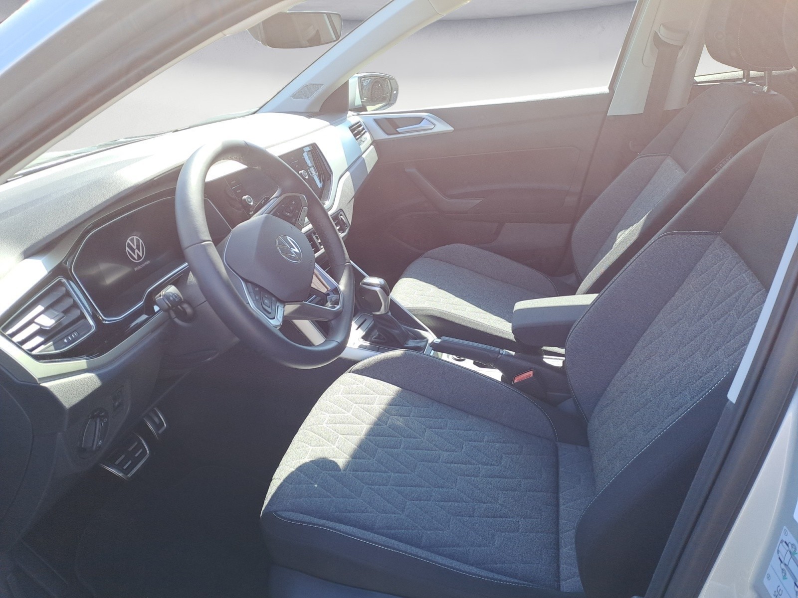 Volkswagen - Polo 1.0 TSI DSG Move