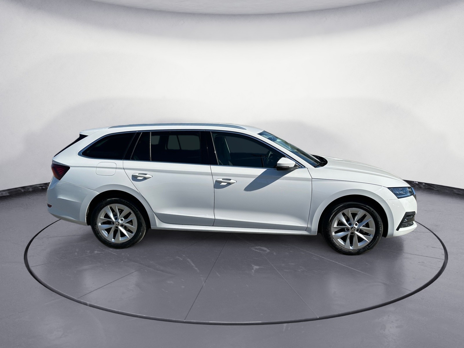 Skoda - Octavia Combi