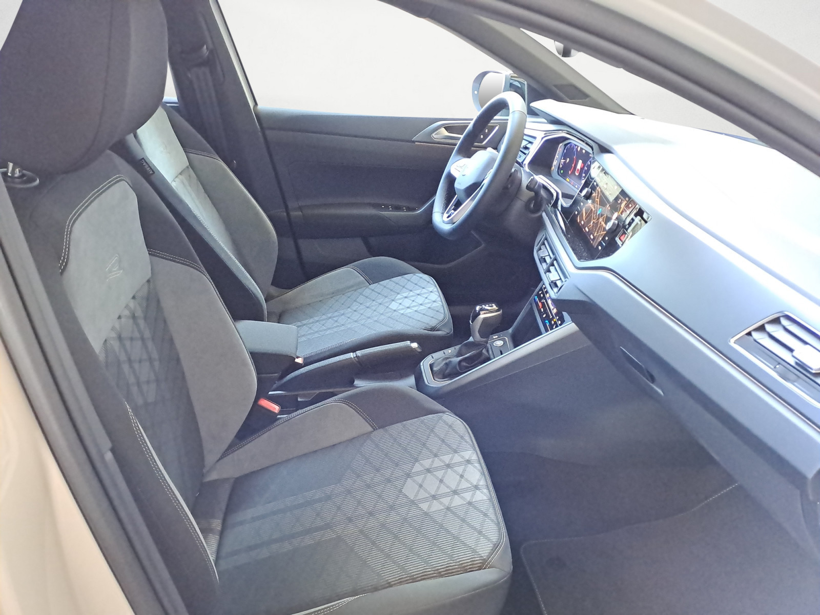 Volkswagen - Taigo R-Line 1,5 l TSI OPF  (150 P S) 7-Gang-Doppelkupplungsgetriebe DSG