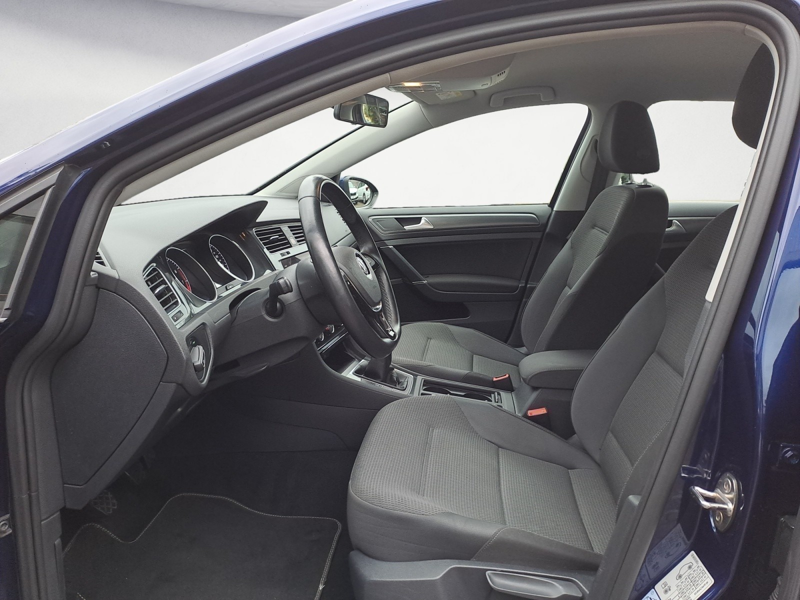 Volkswagen - Golf 1.0 TSI *COMFORTLINE*