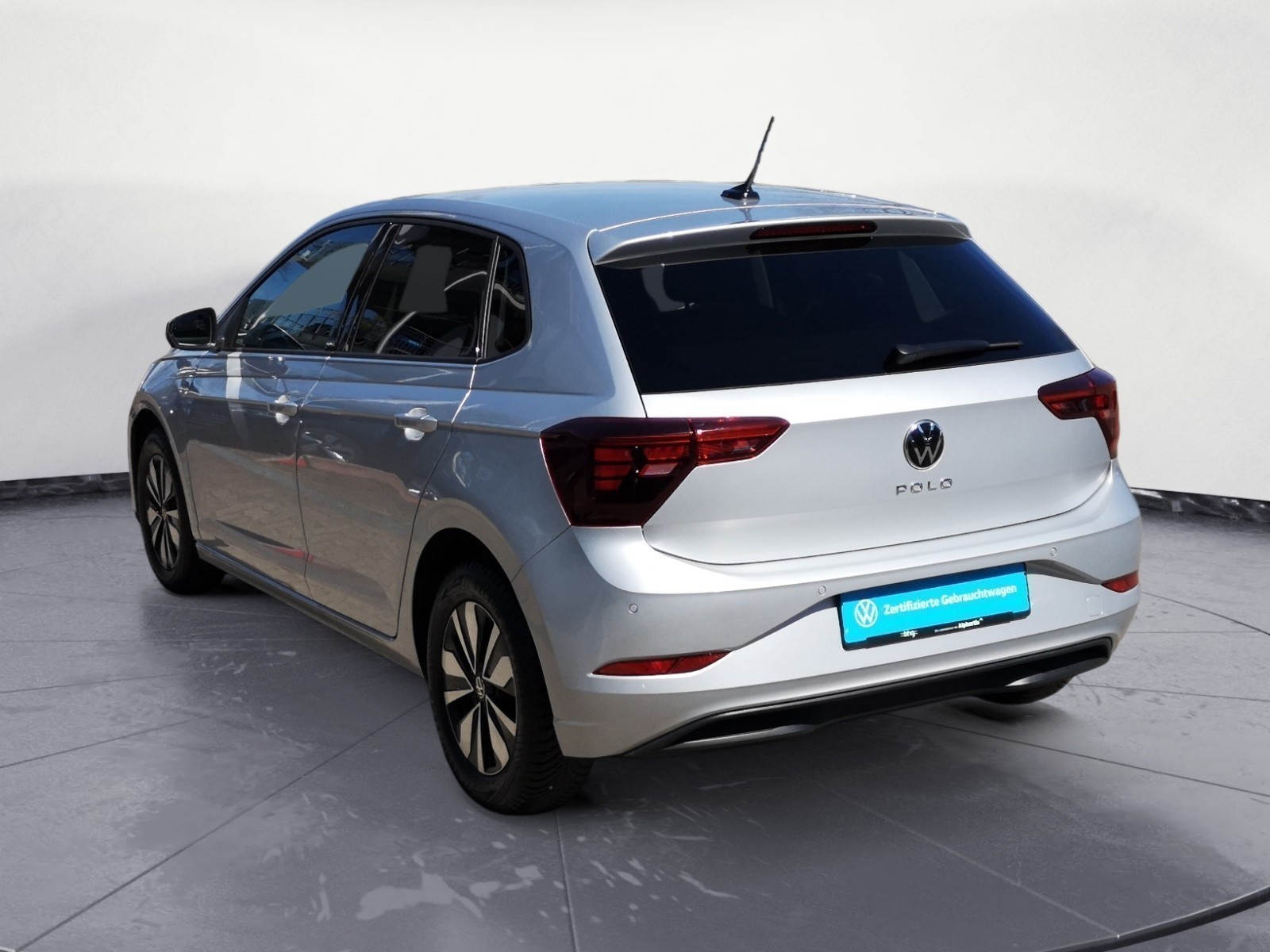 Volkswagen - Polo 1.0 TSI Move DSG