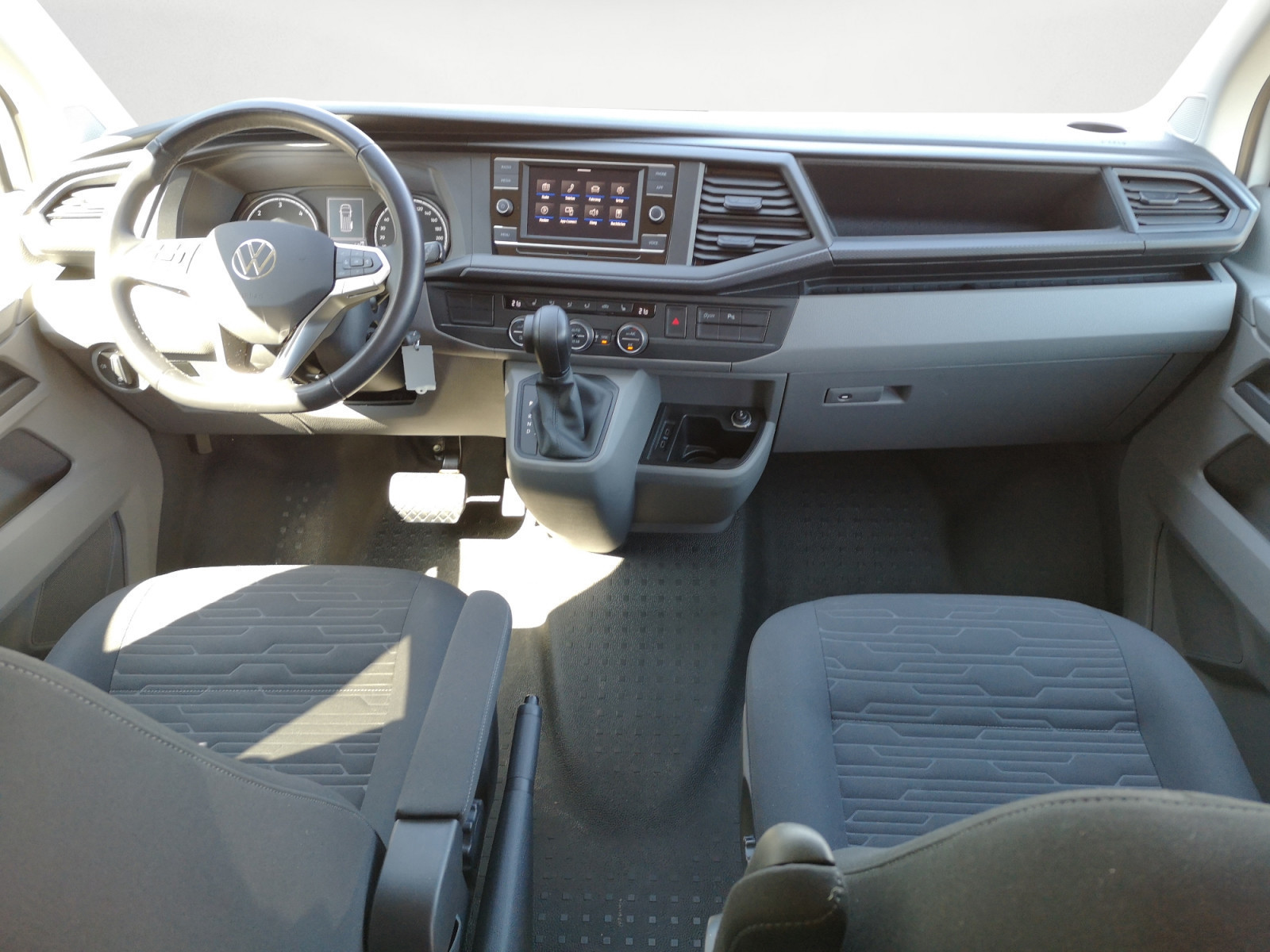 Volkswagen - T6.1 Caravelle T6 .1 2.0 TDI DSG Comfortline
