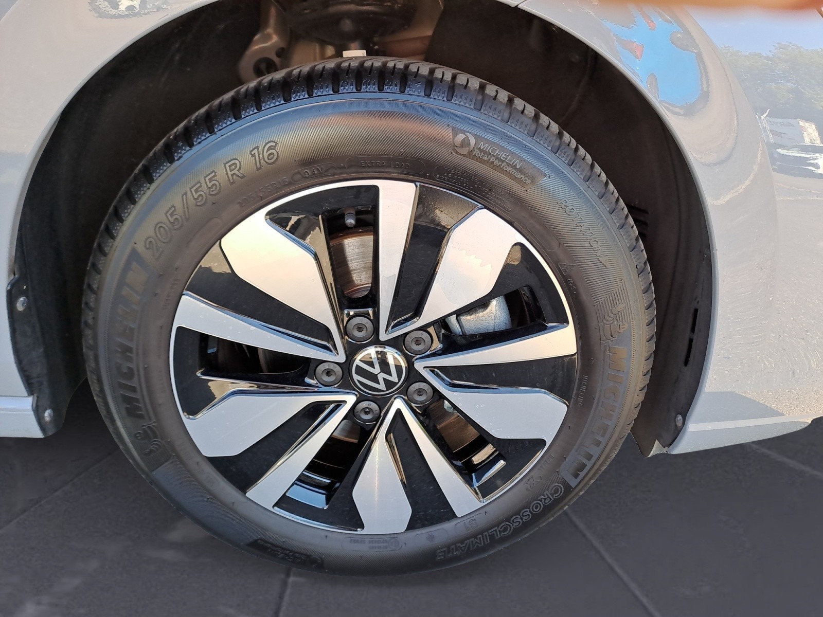 Volkswagen - Golf 1.5 TSI OPF GOAL