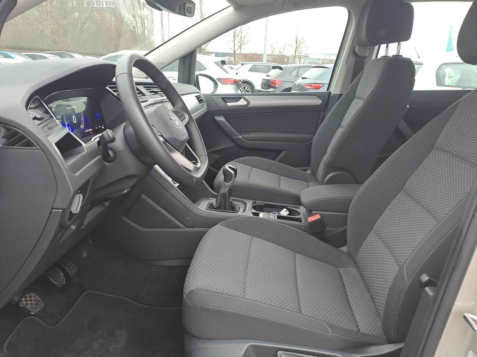 Volkswagen - Touran
