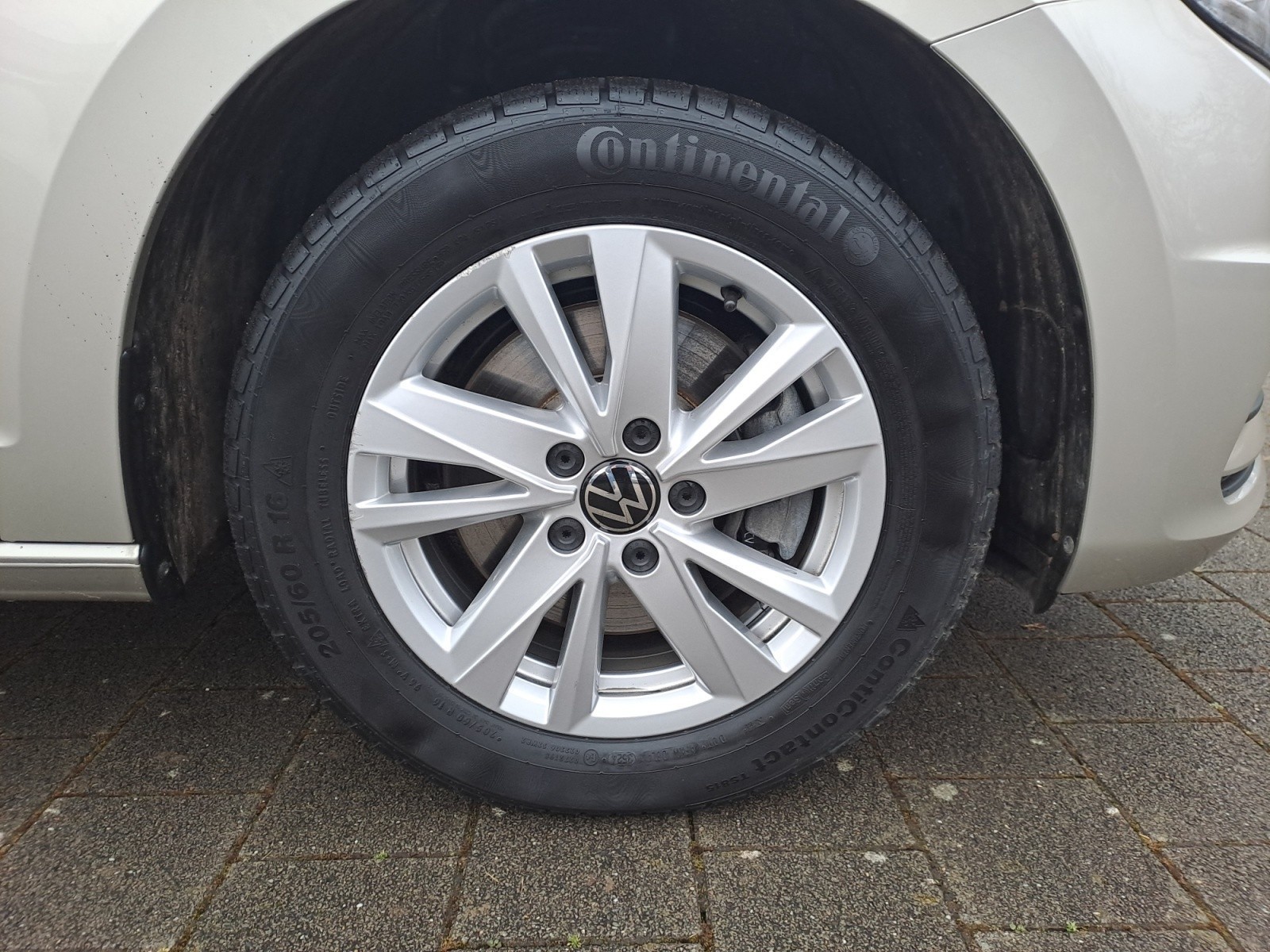 Volkswagen - Touran