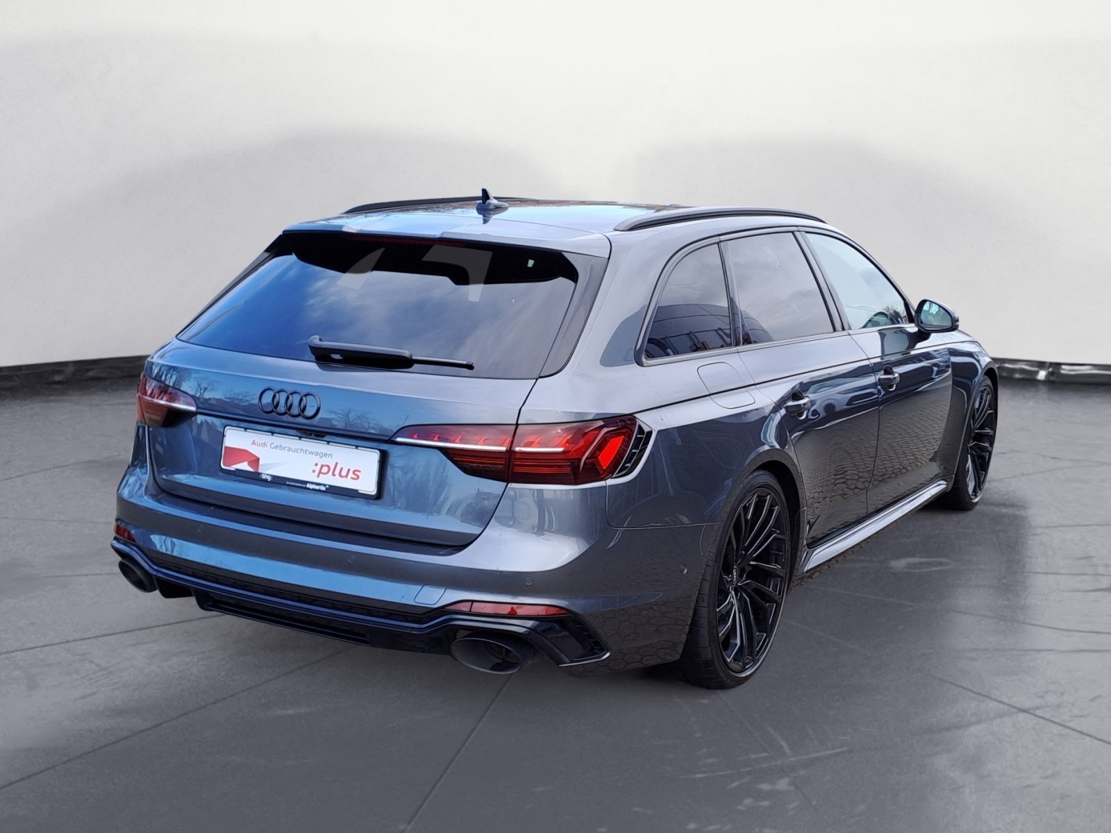 Audi - RS 4 Avant qu. tiptronic