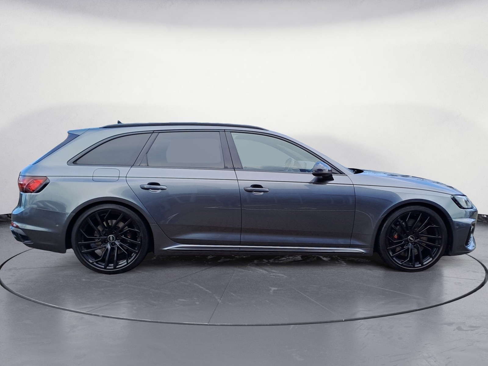 Audi - RS 4 Avant qu. tiptronic