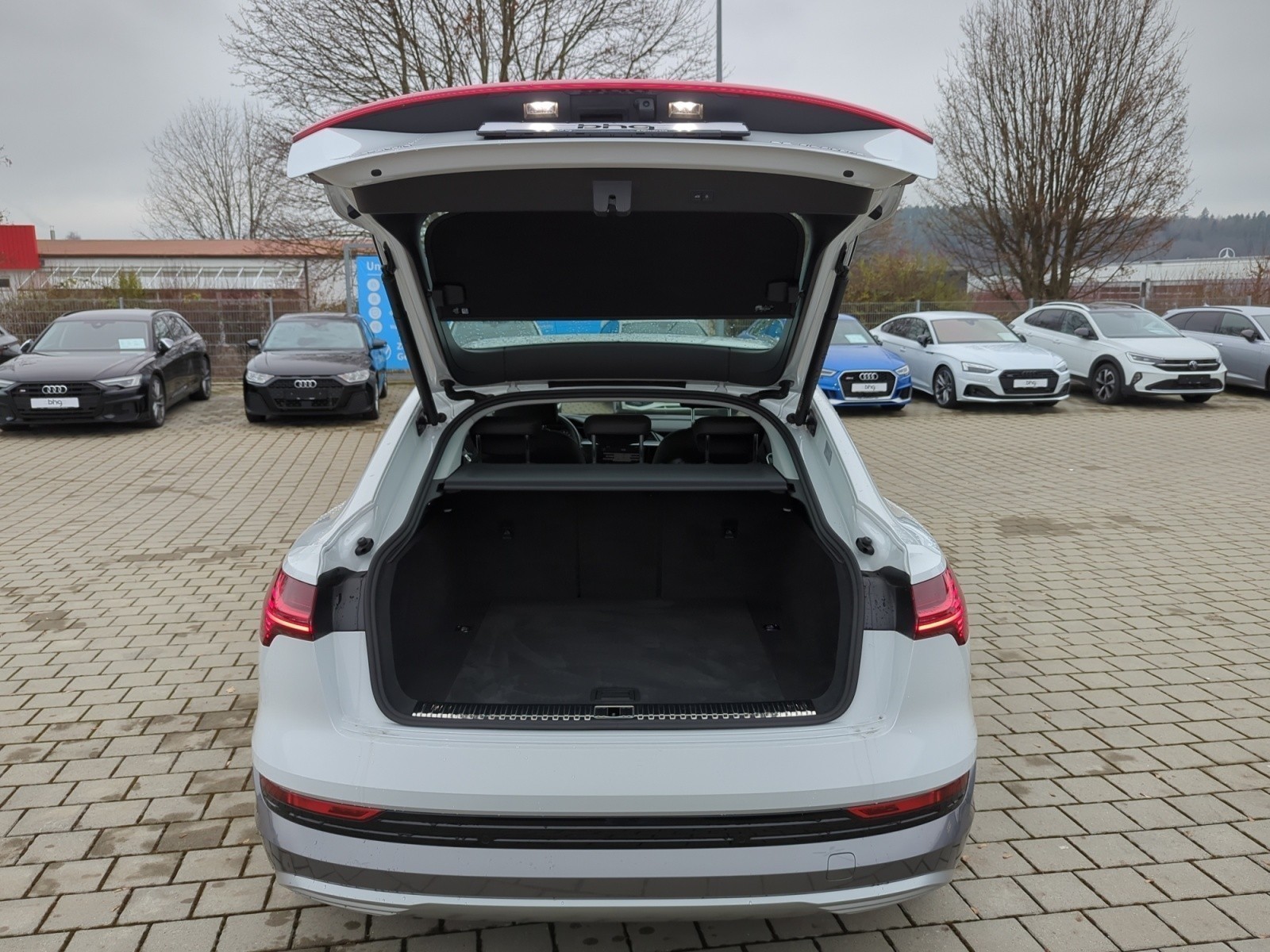 Audi - e-tron Sportback advanced 55 quattr