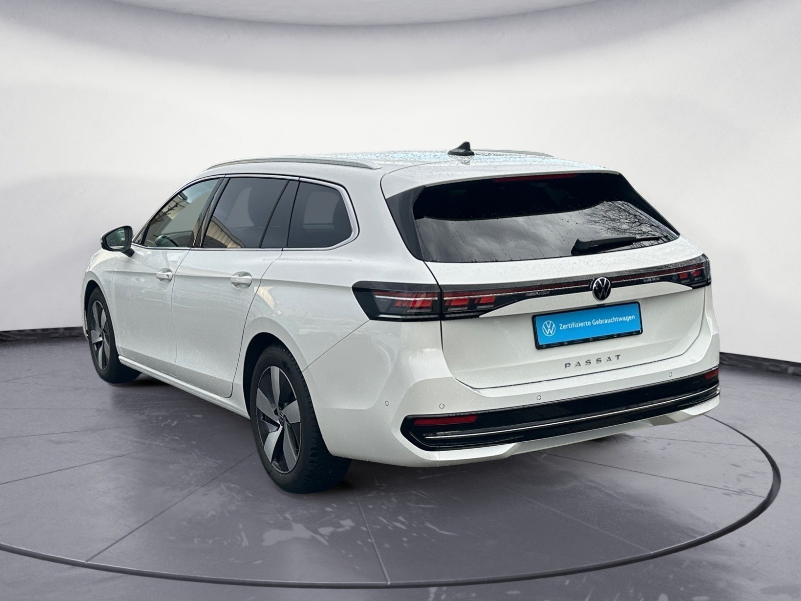 Volkswagen - Passat Variant 2.0 TDI SCR DSG Elegance